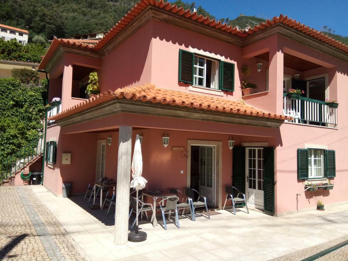 Residencial Ribeiro Hotel Vườn quốc gia Peneda-Gerês Ngoại thất bức ảnh